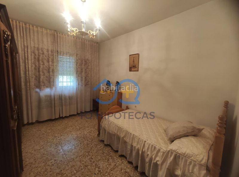 Foto 96ee1b6a-bb55-49c4-9544-280727b2e283. Casa amb aparcament a Camarenilla