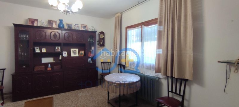 Foto b3cbe983-b38e-47ac-90f8-05dc6d14ede8. Casa amb aparcament a Camarenilla