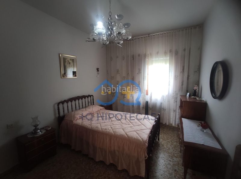 Foto e52a1cbc-79d3-4d29-bab6-7f240c0eef61. Casa amb aparcament a Camarenilla