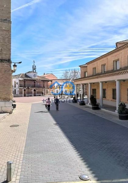 Foto 1ab157c1-28bb-44a5-b1aa-02953ede02a7. Casa adossada amb aparcament a Numancia de la Sagra