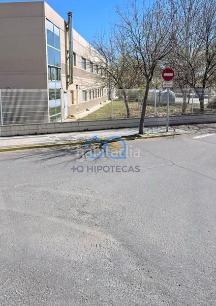 Foto 477c8906-a360-497e-bccd-def3d95e205b. Casa adossada amb aparcament a Numancia de la Sagra