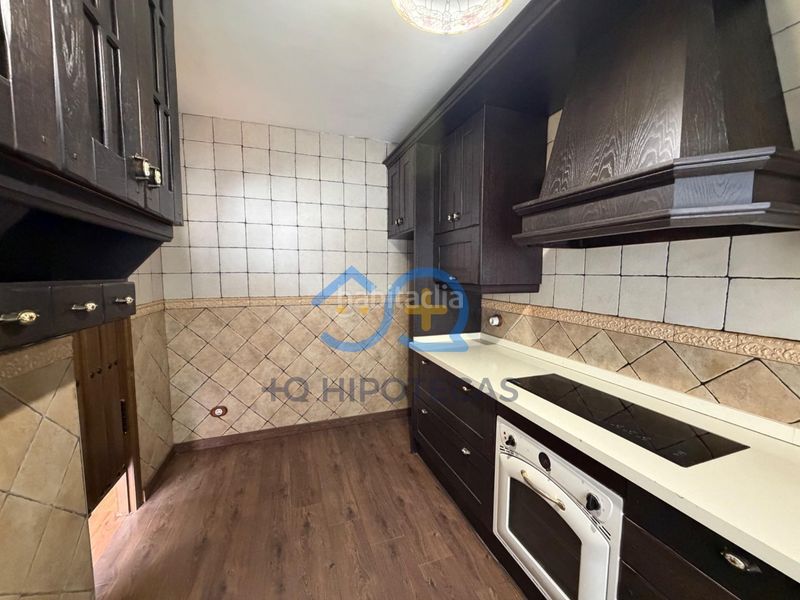 Foto a71021a3-856d-4bcc-b63b-bbe04554eefb. Casa adossada amb aparcament a Numancia de la Sagra