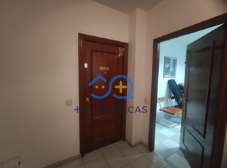 Rent Office space in Centro. Mas que hipoteca alquila oficina centrica en calle real. illesca