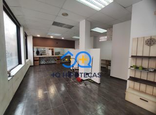 Lloguer Local Comercial  Calle de pedro gumiel. Mas que hipotecas alquila en exclusiva local duplex en illescas