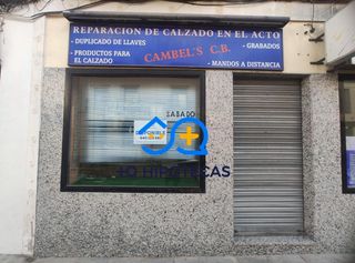 Lloguer Local Comercial a Parque Manuel de Vega-Carretera de Ugena. Mas que hipotecas alquila local en calle real illescas excelente