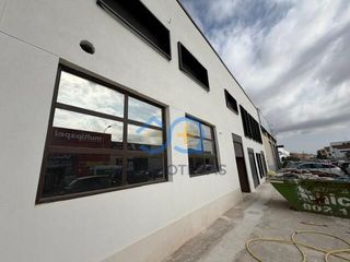 Lloguer Local Comercial a Parque Manuel de Vega-Carretera de Ugena. Mas que hipotecas alquila bar cafeteria con terraza en illescast
