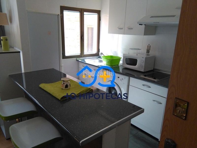 Foto f6987711-ca7f-47f0-b46e-0cb7131dfeb2. Pis a Casco Histórico Toledo
