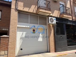 Aparcament cotxe a Yuncos. Mas que hipotecas vende garaje en el centro de yuncostoled0