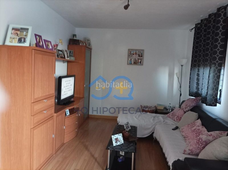 Foto a858cc08-b66b-49eb-b1ae-009d54dbd9d2. Dúplex amb calefacció aparcament a Numancia de la Sagra