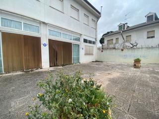 Edificio en Álamo (El). Mas que hipotecas vende residenciahostalhotel en el centro del a
