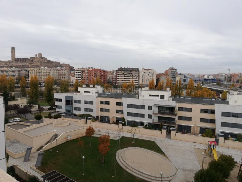 Foto d767c73d-3f21-4f06-baa8-a88718f3d520. Lloguer pis amb calefacció aparcament piscina a Cappont Lleida