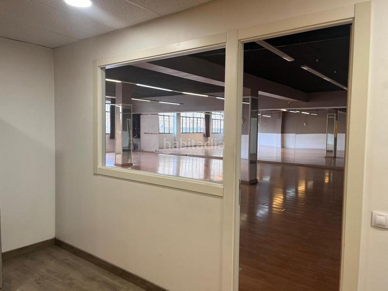 Foto d4263e40-f42b-4d20-9758-f8e2d62a4754. Rent business premise in Príncep de Viana-Clot-Xalets Humbert Torres Lleida