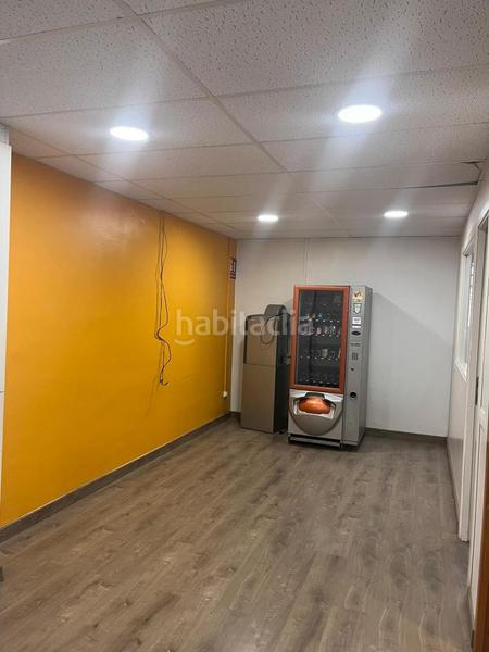 Foto 673da186-3c26-4a71-b1f8-b98474d43e30. Alquiler local comercial en Príncep de Viana-Clot-Xalets Humbert Torres Lleida