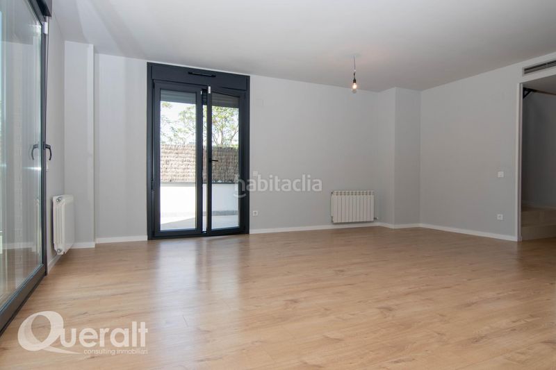 Foto 413ea024-3206-4034-9c50-89e91a8aac60. Duplex with heating parking pool in Cappont Lleida
