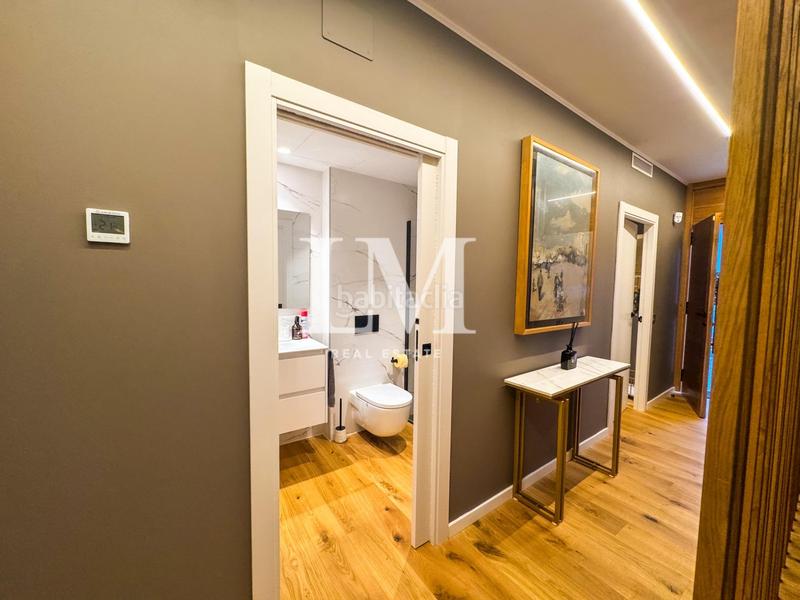 Foto 0ecbea96-628e-48bf-83d9-71b14adc41a8. Affitto casa con parcheggio piscina in Finestrelles Esplugues de Llobregat