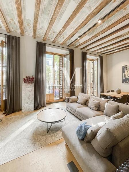 Foto 0a615fba-64d3-4643-9b7b-d1a79d457fa7. Alquiler apartamento piso temporal rambla en Gòtic Barcelona