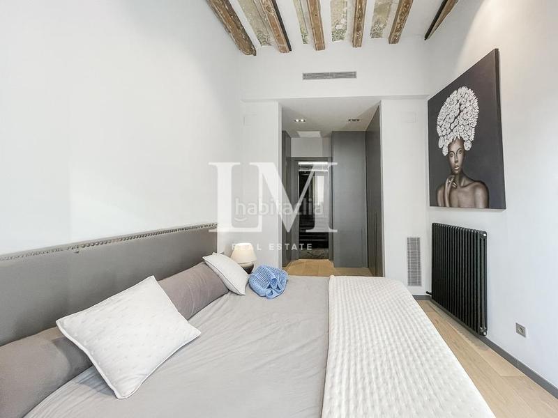 Foto 18b30985-22f8-4e4b-adcc-42b28bdfb167. Alquiler apartamento piso temporal rambla en Gòtic Barcelona