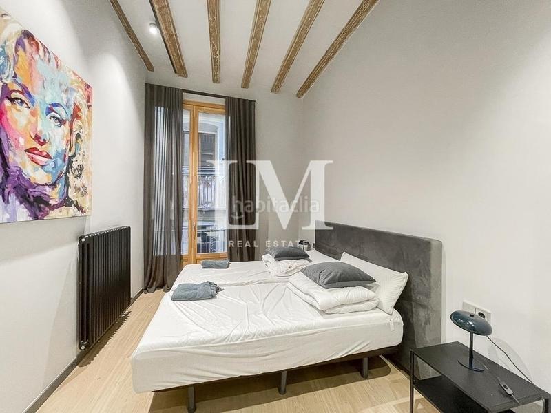 Foto 2bd6e30b-4a27-48cd-91a8-0aa904451949. Alquiler apartamento piso temporal rambla en Gòtic Barcelona