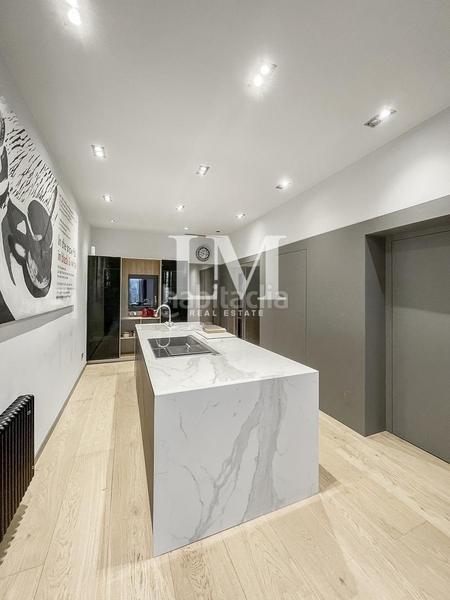 Foto ed10ec66-b7a0-4c10-8d57-13e1441937c6. Alquiler apartamento piso temporal rambla en Gòtic Barcelona
