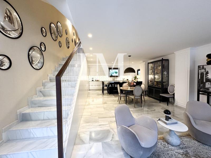 Foto 35cc3b90-b189-4611-b0dd-658224a84afe. Rent towny house with heating in Dreta de l´Eixample Barcelona