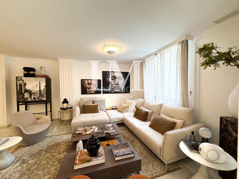 Foto be9947e2-574d-44de-acb4-5622403f1d50. Rent towny house with heating in Dreta de l´Eixample Barcelona