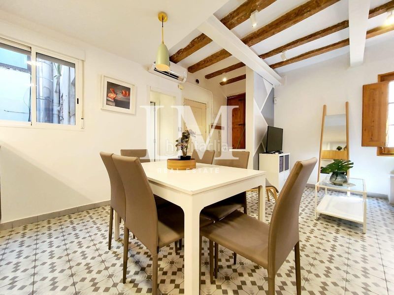 Foto 5a31b184-f331-47b4-af97-1a5ec18f4e15. Apartament a Gòtic Barcelona