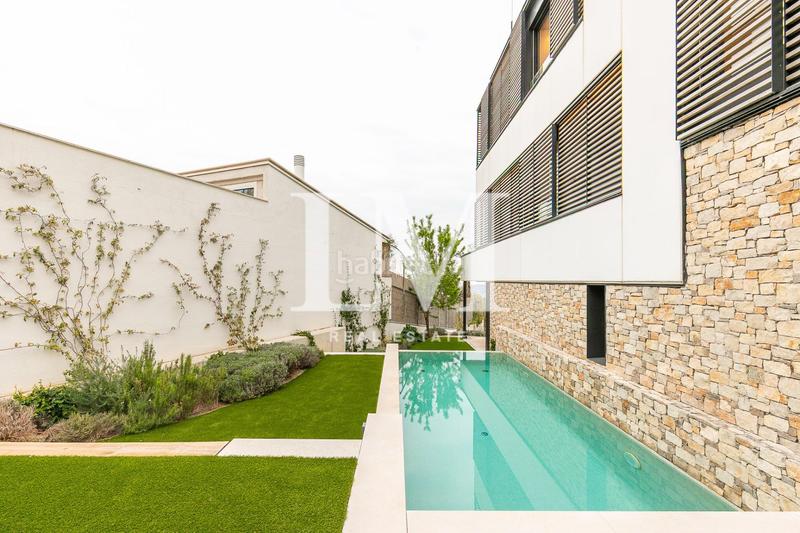 Foto 41ac764d-a72c-4657-ab8b-14e542139ca2. Lloguer casa amb calefacció aparcament piscina a Barcelona