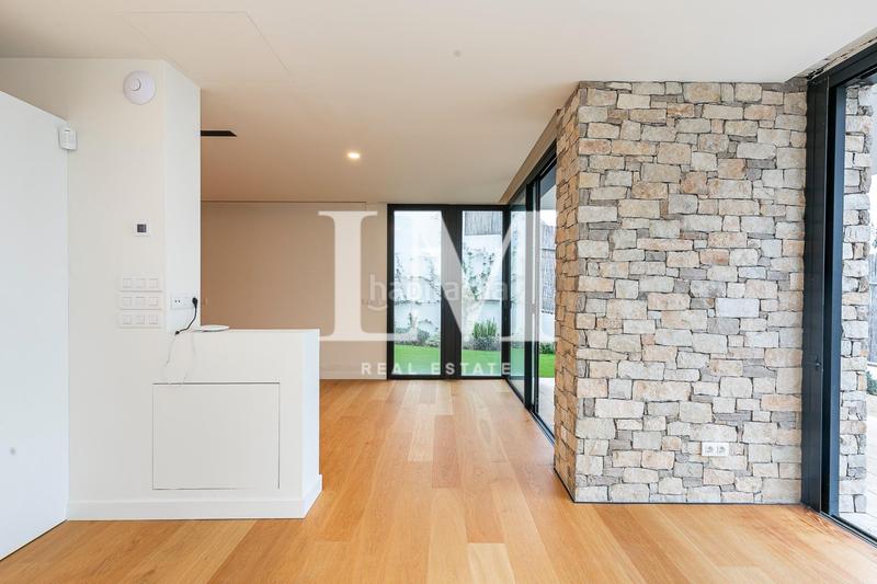 Foto 492e769b-883a-417d-a800-a25b7a64bd8e. Lloguer casa amb calefacció aparcament piscina a Barcelona