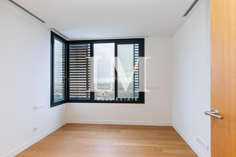 Foto 52542bae-9103-434f-989a-039090159b9a. Lloguer casa amb calefacció aparcament piscina a Barcelona