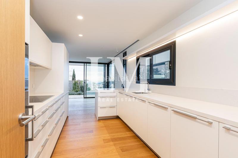 Foto 6d9dc1a6-9620-4c75-9a6a-b7ecd2b4b5c0. Miete haus mit heizung parking pool in Sarrià Barcelona