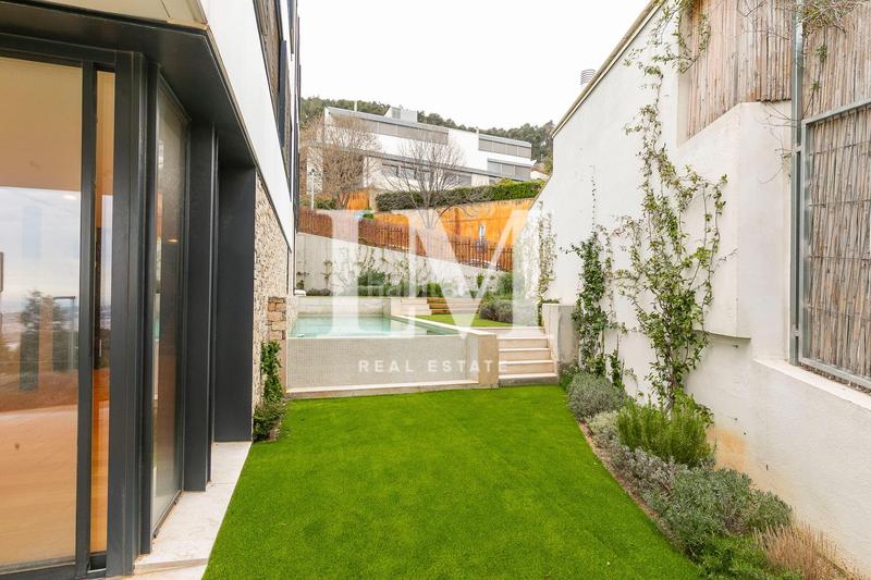 Foto 09683c72-fdc7-49d4-9c0d-ddb36b01e23c. Rent house with heating parking pool in Sarrià Barcelona