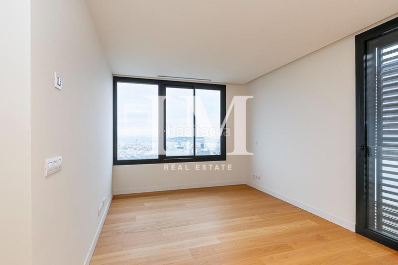 Foto 5b8bf80a-f195-4023-bdda-cc61bd04ed5b. Rent house with heating parking pool in Sarrià Barcelona