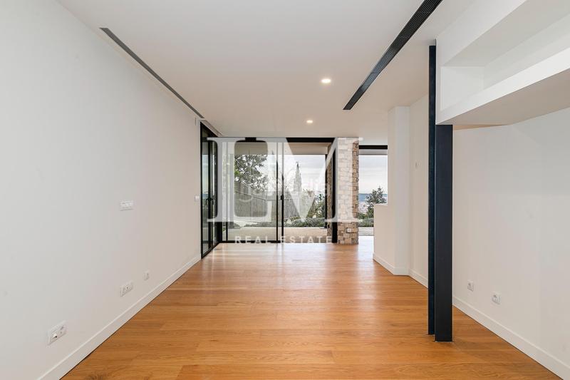 Foto f11d3214-05b3-4e11-bd4c-a3e5adc176f5. Rent house with heating parking pool in Sarrià Barcelona