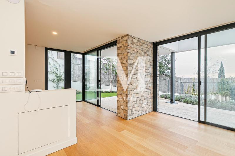 Foto 0ae88d4d-6475-474f-a544-66ed9afa2002. Location maison avec chauffage parking piscine dans Barcelona