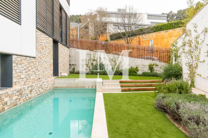 Foto 33700999-49cf-40f2-bfd3-4b32174ff7d9. Location maison avec chauffage parking piscine dans Barcelona