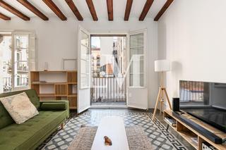 Location Appartement  Carrer banys nous