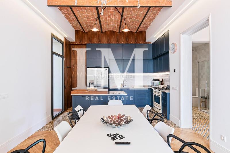 Foto 246dfcd2-7955-4d50-b17a-94f70a817758. Lloguer casa amb calefacció aparcament piscina a Barcelona