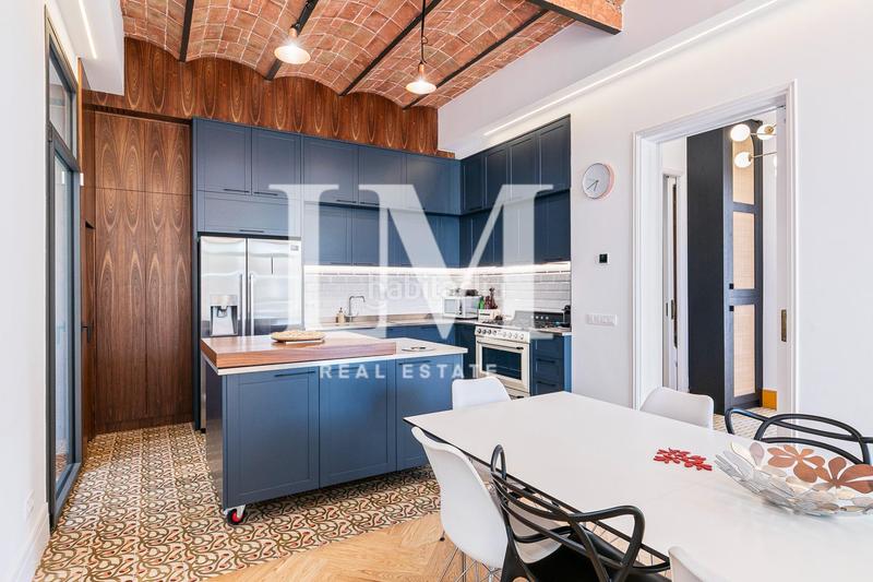 Foto 4853b32e-d5f5-4564-97fb-f7b1e3c65e5d. Lloguer casa amb calefacció aparcament piscina a Barcelona