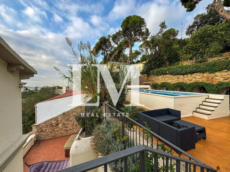 Foto dd7f31f3-0921-4da2-93f8-e88b74752065. Miete haus mit heizung parking pool in El Coll Barcelona