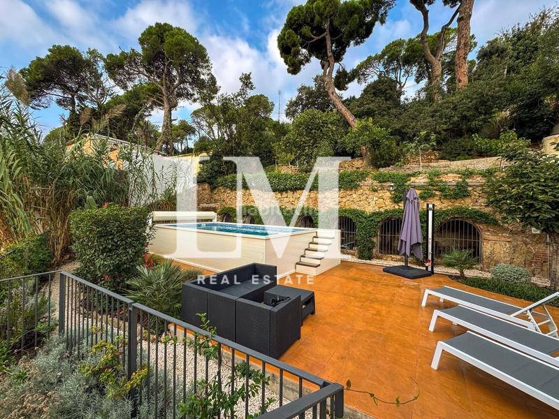 Foto 53ef5458-d58a-448e-aebd-77bdf416cf47. Rent house with heating parking pool in El Coll Barcelona