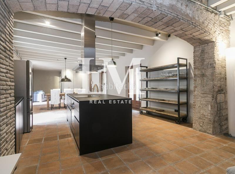 Foto 2f70df89-07f5-4945-8a1d-9edb6ff3f1ca. Lloguer apartament amb calefacció a Gòtic Barcelona