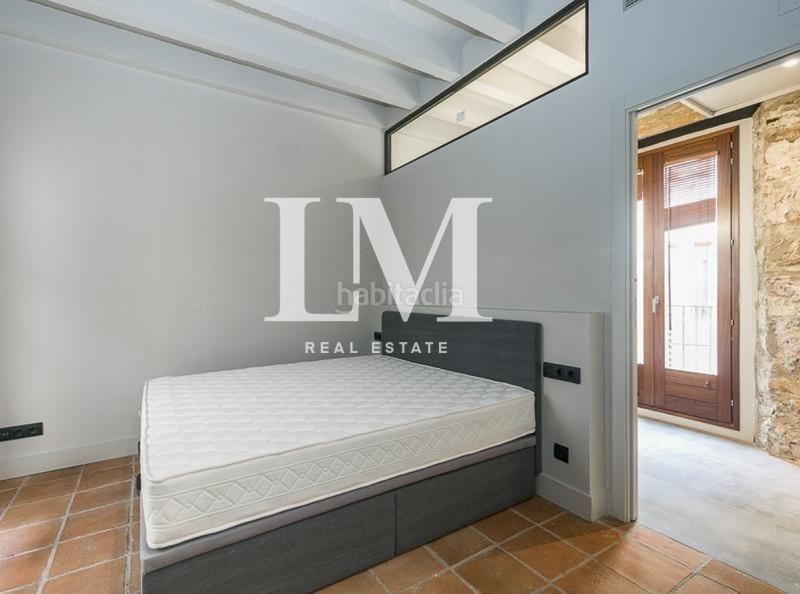 Foto 35d9d235-f312-4f3e-bc3c-28084982c474. Lloguer apartament amb calefacció a Gòtic Barcelona