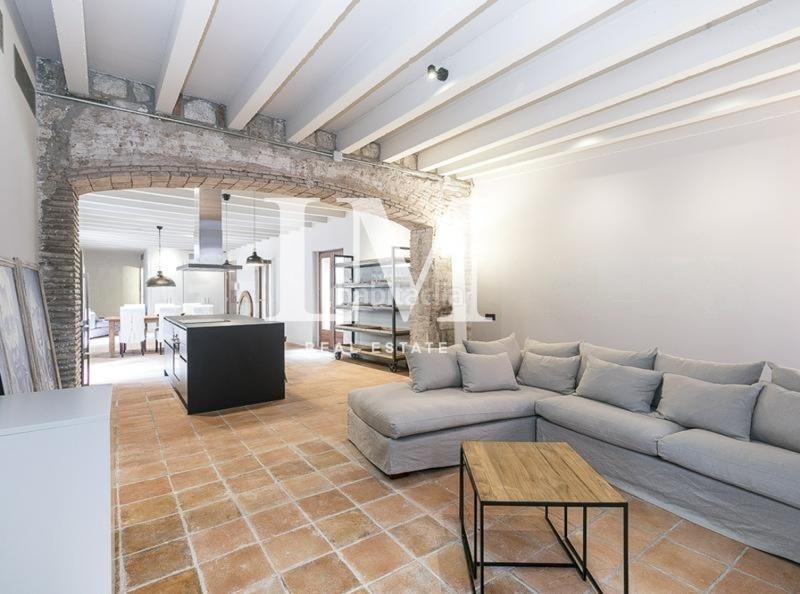 Foto 5b8b67cb-4d37-4290-bb0f-46995744e261. Alquiler apartamento en Gòtic Barcelona