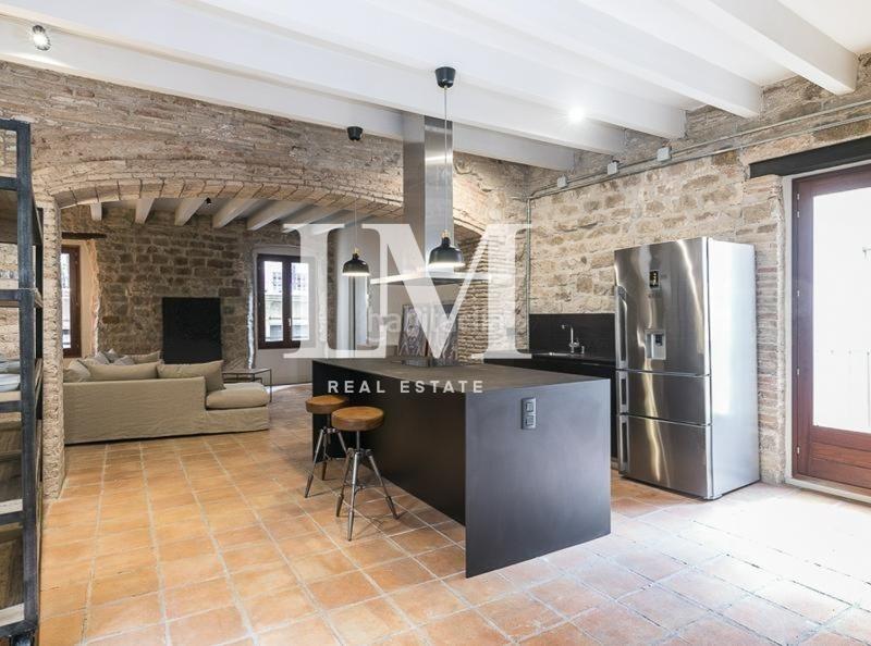 Foto efd5429f-8f76-44a9-9ea4-698ebb00749a. Rent apartment with heating in Gòtic Barcelona