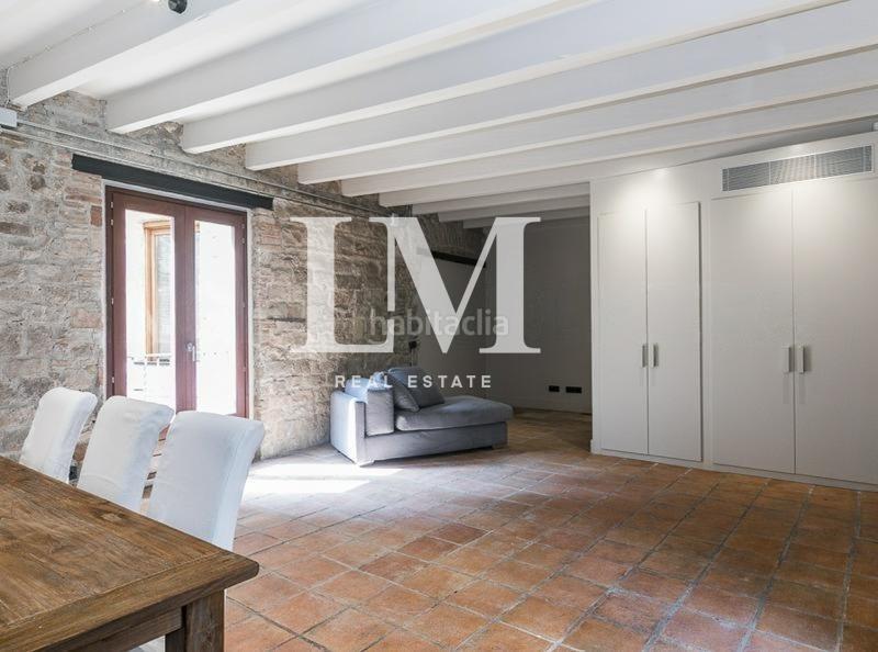 Foto 0ccfffda-2b5a-49d5-b871-7a6a4abc79d8. Location appartement avec chauffage dans Gòtic Barcelona
