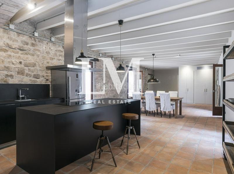 Foto efee08b0-0f2d-4dfc-90e9-ee8e27a60d5e. Miete appartement mit heizung in Gòtic Barcelona