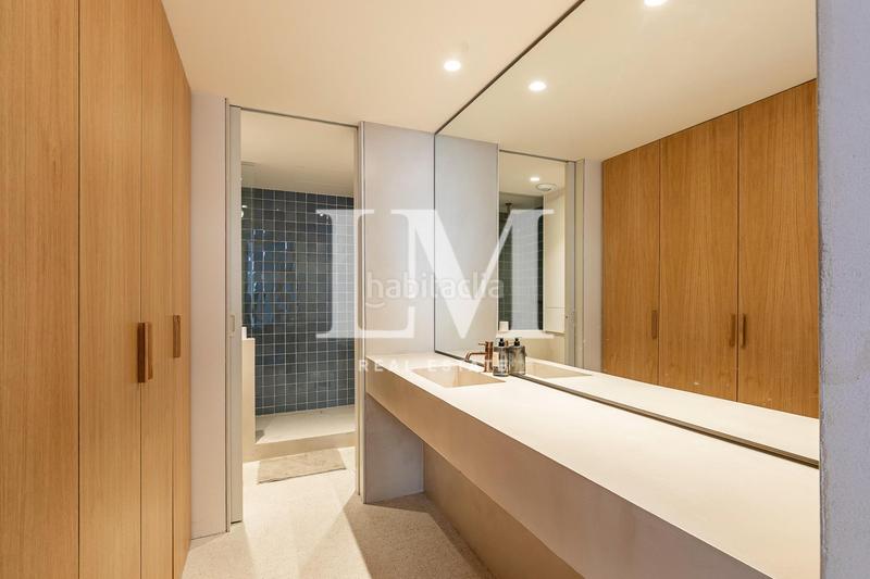 Foto 1b7bd82b-34cf-4eb9-ae87-0283601cb3f2. Alquiler apartamento en Raval Barcelona