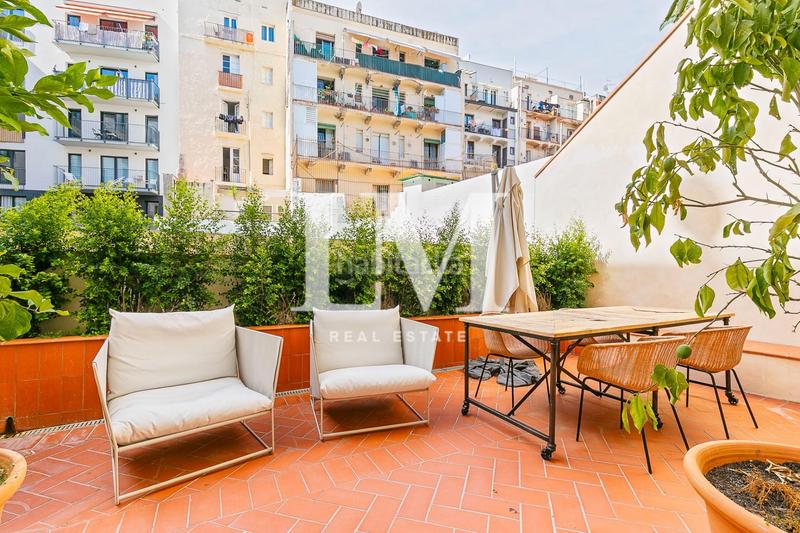 Foto e3b27a22-cf93-4121-96cb-499634aab829. Alquiler apartamento en Raval Barcelona