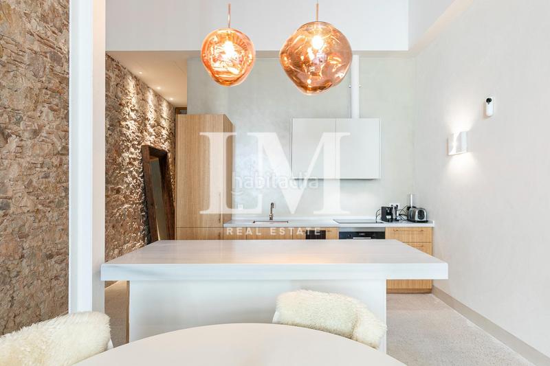 Foto 2e308c9e-ee8e-401f-93ea-d005b8ef8551. Rent apartment with heating in Raval Barcelona