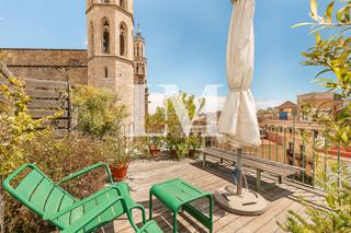 Location Attique  Carrer argenteria. Ático de alquiler temporal en el born